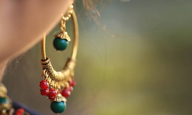 Jhumka Captions